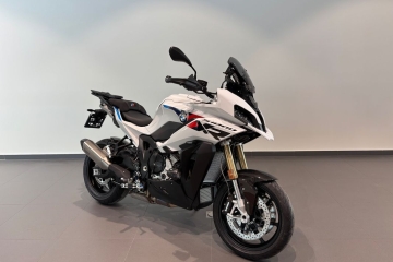 2026 BMW S1000XR Tricolor Carbon Pack Billet Pack Akrapovic M pakiet